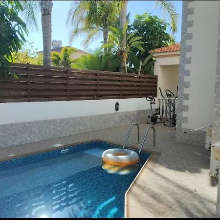 Heaven With Private Pool & Sea View Villa