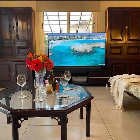 Villa Heaven With Private Pool & Sea View *