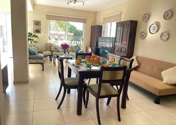 Villa Heaven With Private Pool & Sea View