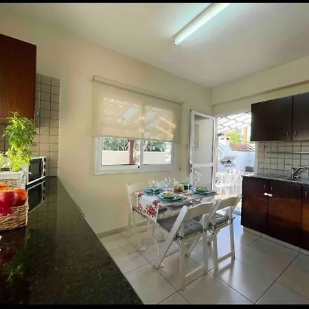 Heaven With Private Pool & Sea View فيلة